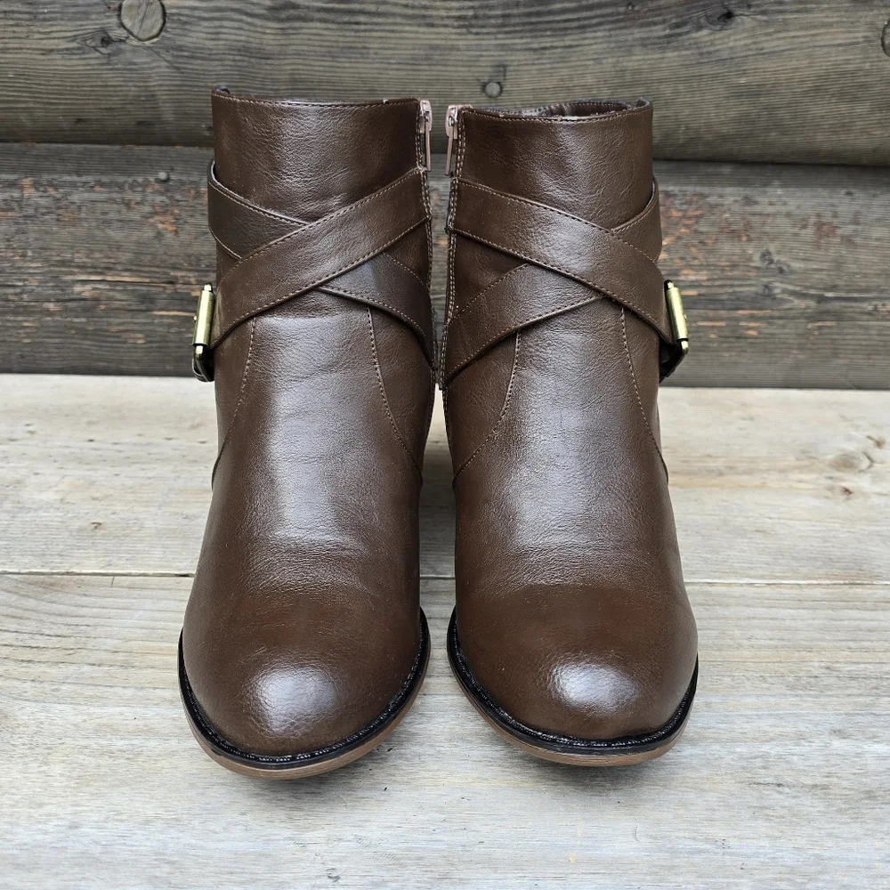 Nine West Dont Do It Y2K Western Boho Revival Harness Block Heel Bootie 8M